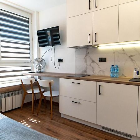 Komfortowe studio ścisłe centrum Radom Zewnętrze zdjęcie