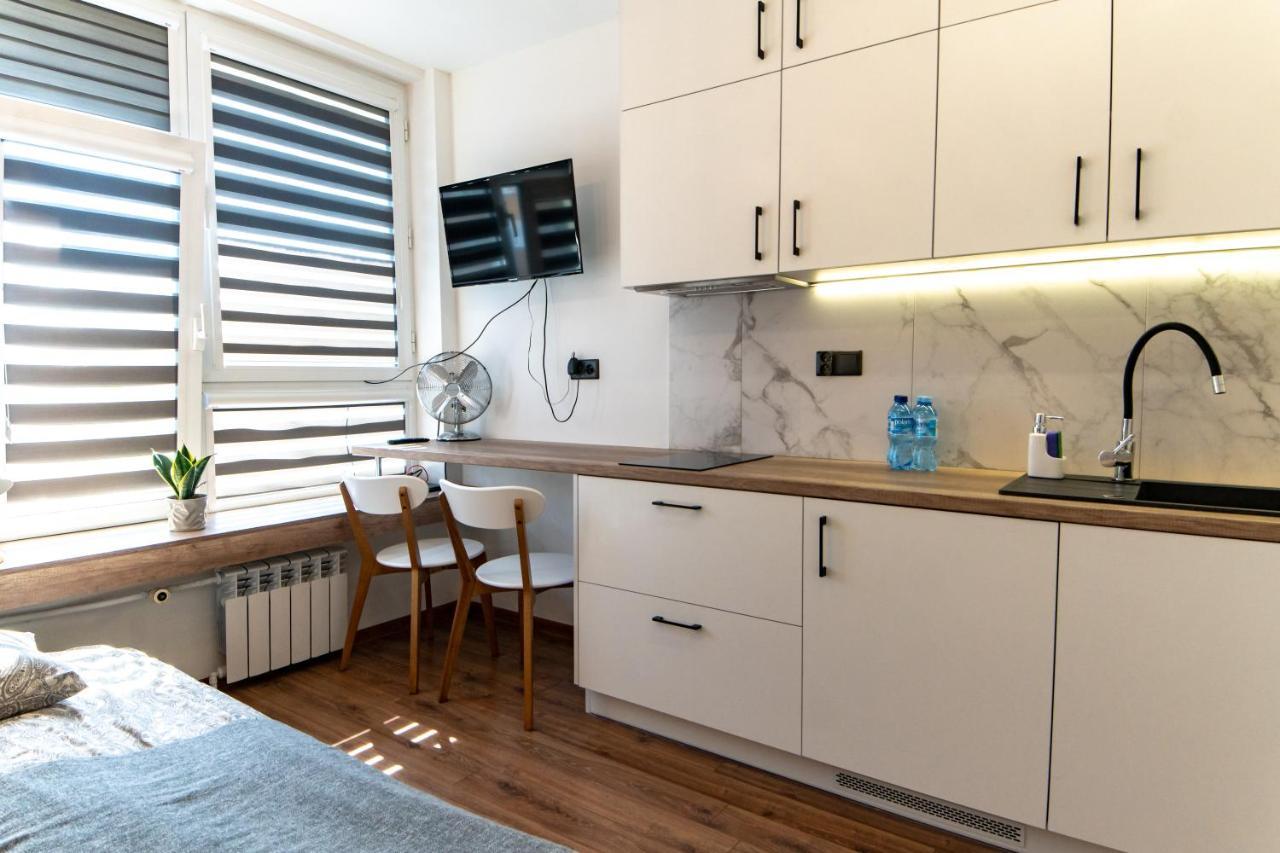 Komfortowe studio ścisłe centrum Radom Zewnętrze zdjęcie